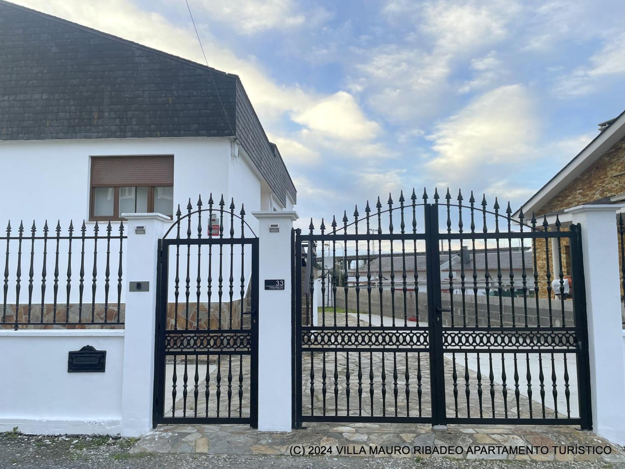 Villa Mauro Ribadeo Apartamento Turistico Экстерьер фото
